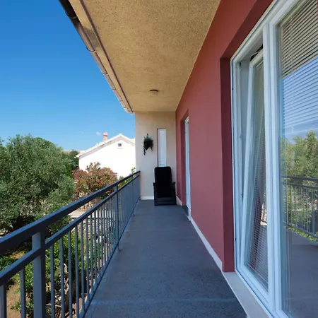 Amalija Appartement Betina (Sibenik-Knin)