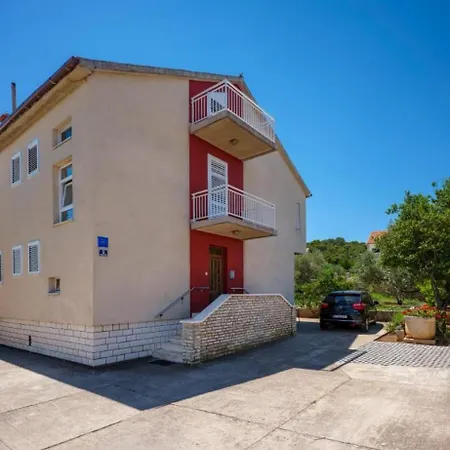 Amalija Appartement Betina (Sibenik-Knin)
